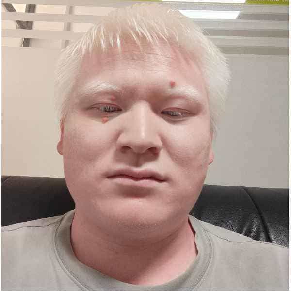 30岁岁安徽单身帅哥 - 海南吉缘网