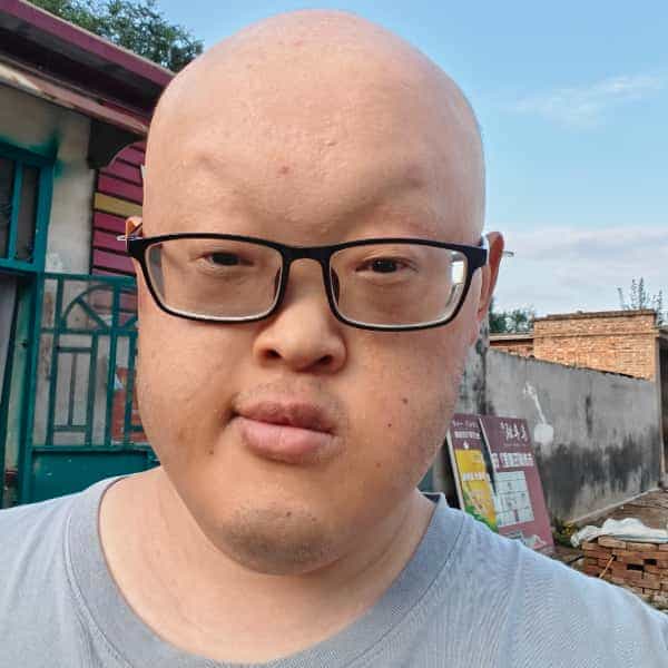 28岁岁山东单身帅哥 - 海南吉缘网