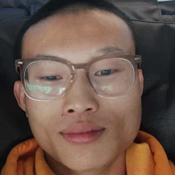25岁岁四川单身帅哥 - 海南吉缘网